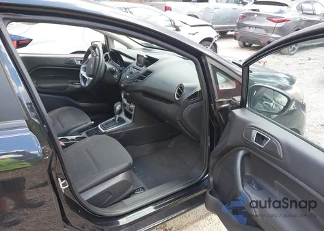 2014 Ford Fiesta Se z USA, uszkodzony, nr VIN 3FADP4EJ2EM107700